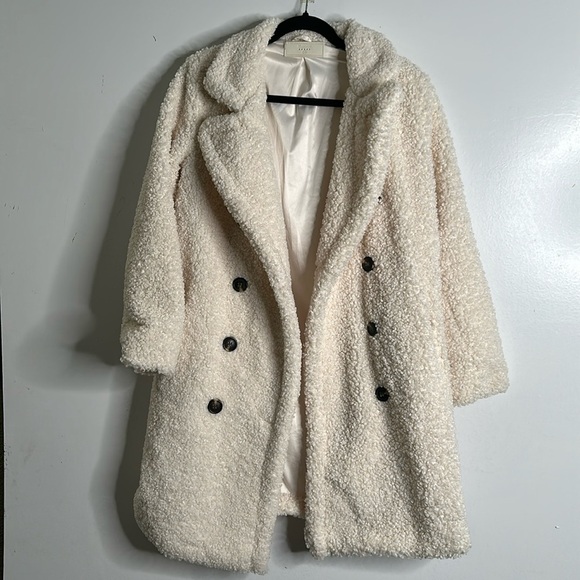 Blank NYC off white faux Sherpa teddy double breasted coat size xsmall - Picture 7 of 13